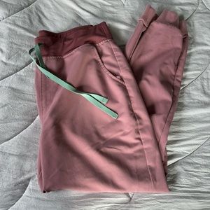 Figs high waisted Zamora jogger scrub pants in mauve